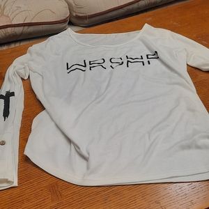 Medium Worship Christian Long sleeve shirt